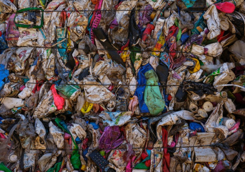 Reststromen Valoriseren: Hoe Bedrijven Waarde Halen uit Kunststofafval